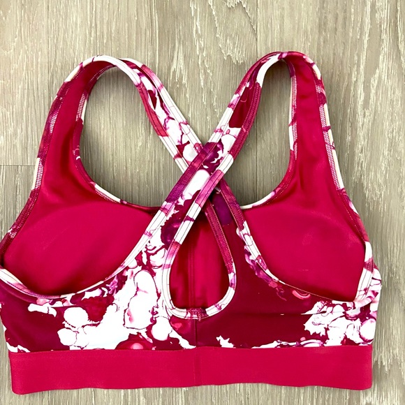 Floral Under Armour padded sports bra - Picture 2 of 2